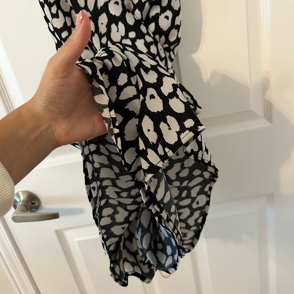 Mendocino Black and White Romper - Small - Picture 2 of 3